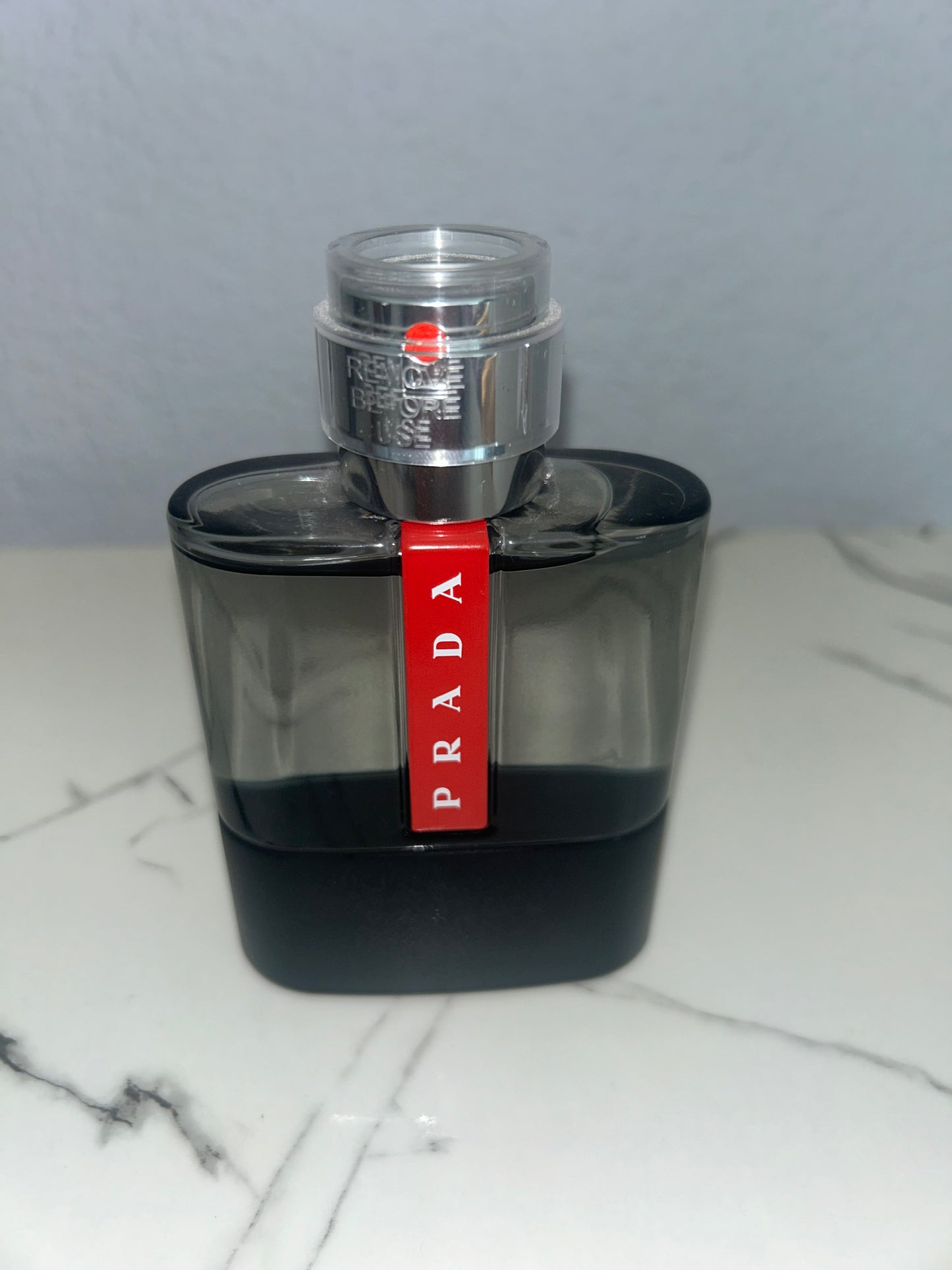 Prada Luna Rossa Carbon - Sample